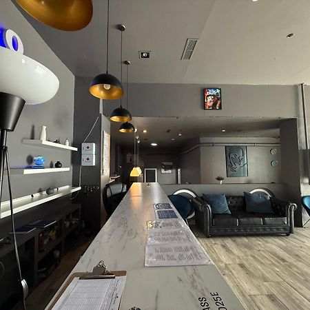 Rio Hostel マドリード エクステリア 写真