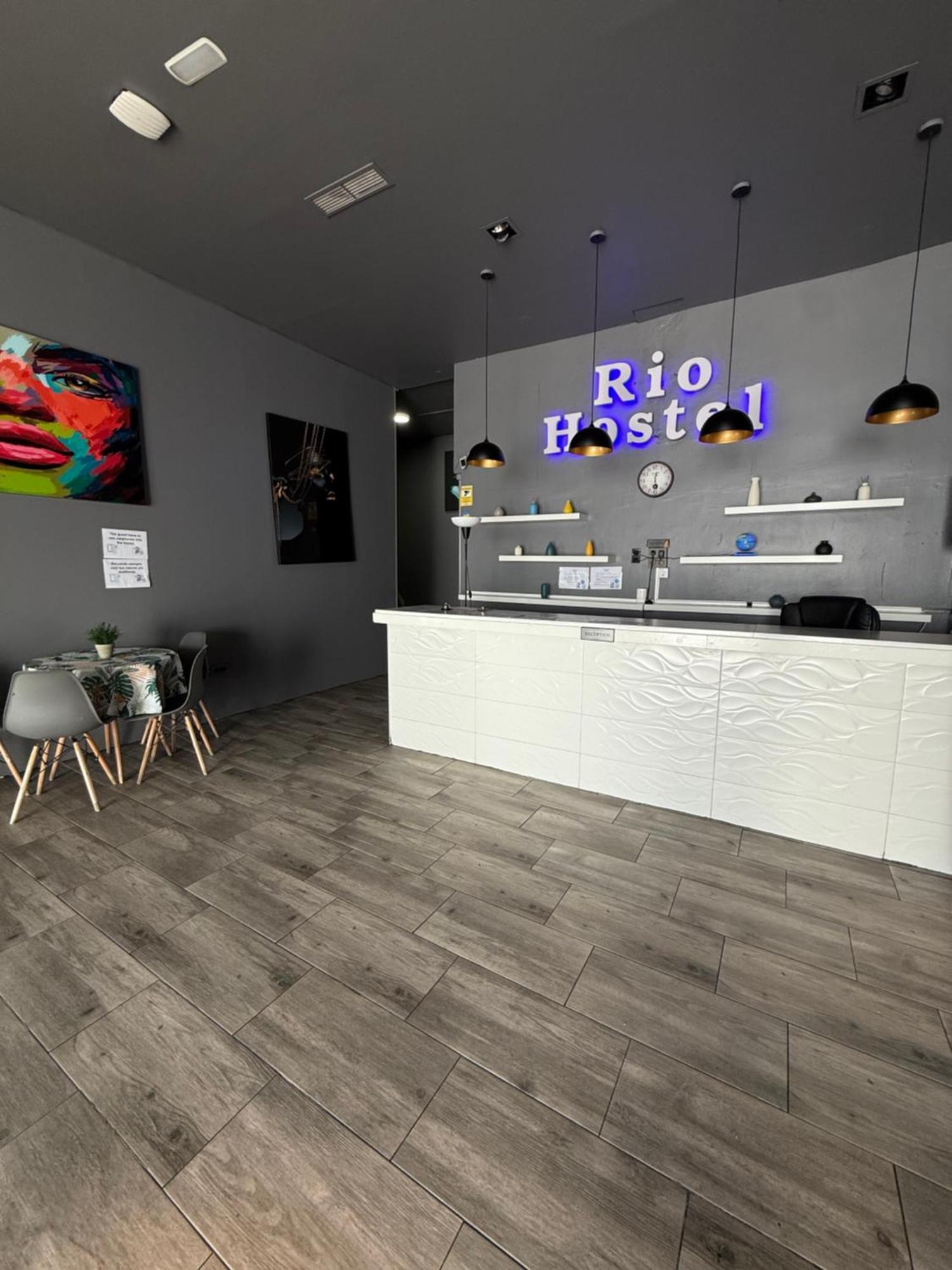 Rio Hostel マドリード エクステリア 写真